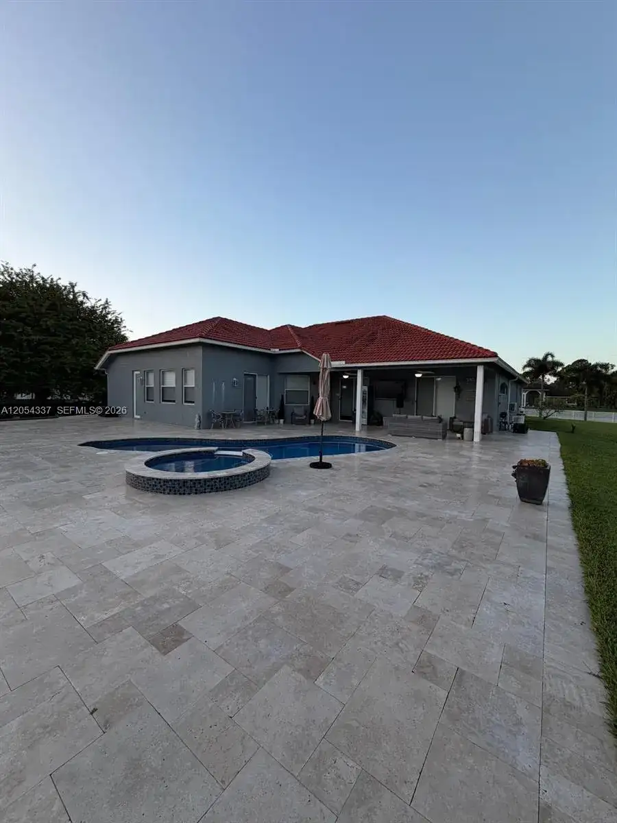 15325 N 75th Ln N, Loxahatchee FL 33470 photo 4