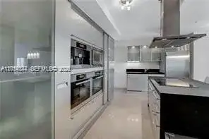 18201 Collins Ave, Sunny Isles Beach FL 33160 photo 5