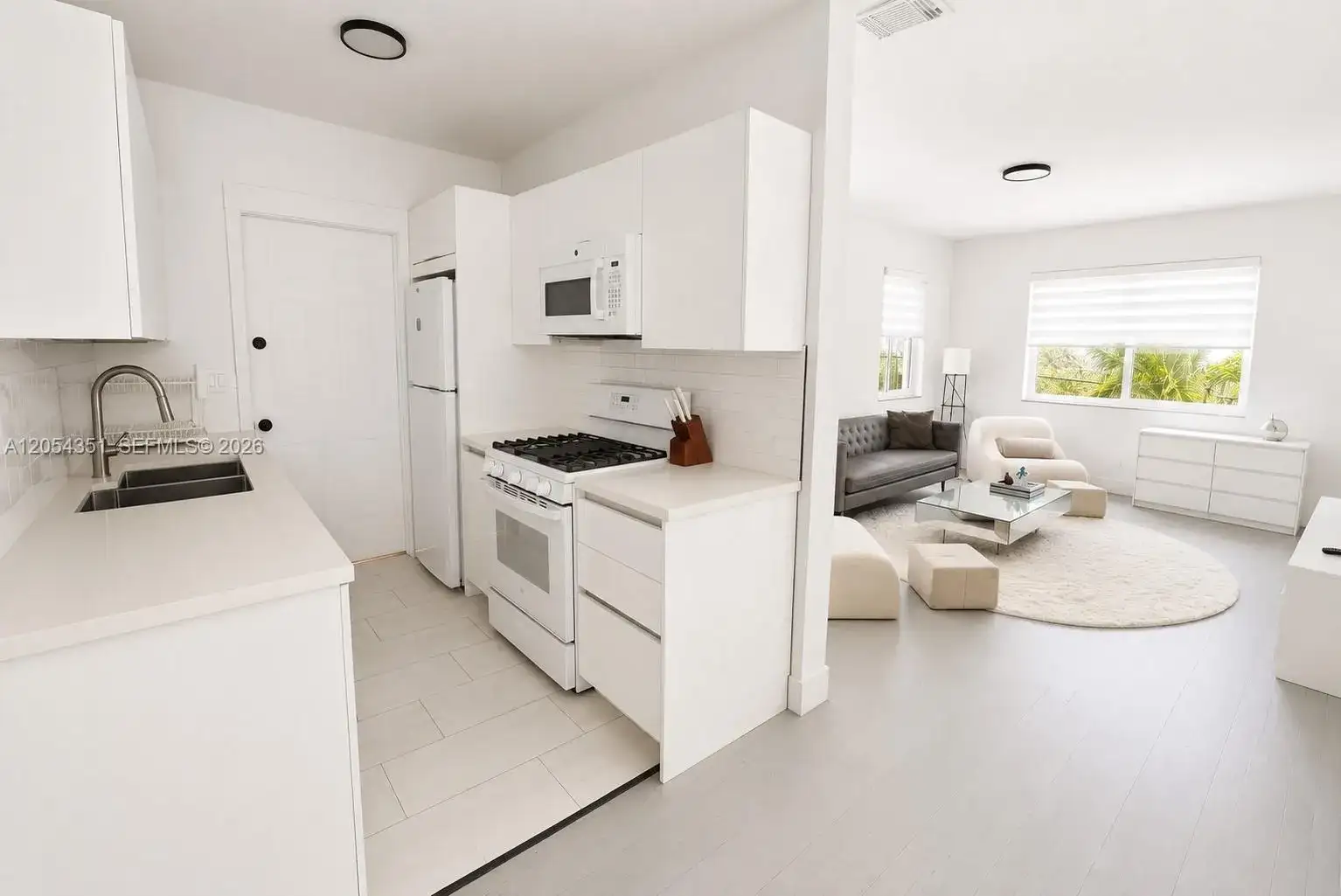 815 W 39th St # 3, Miami Beach FL 33140 photo 3