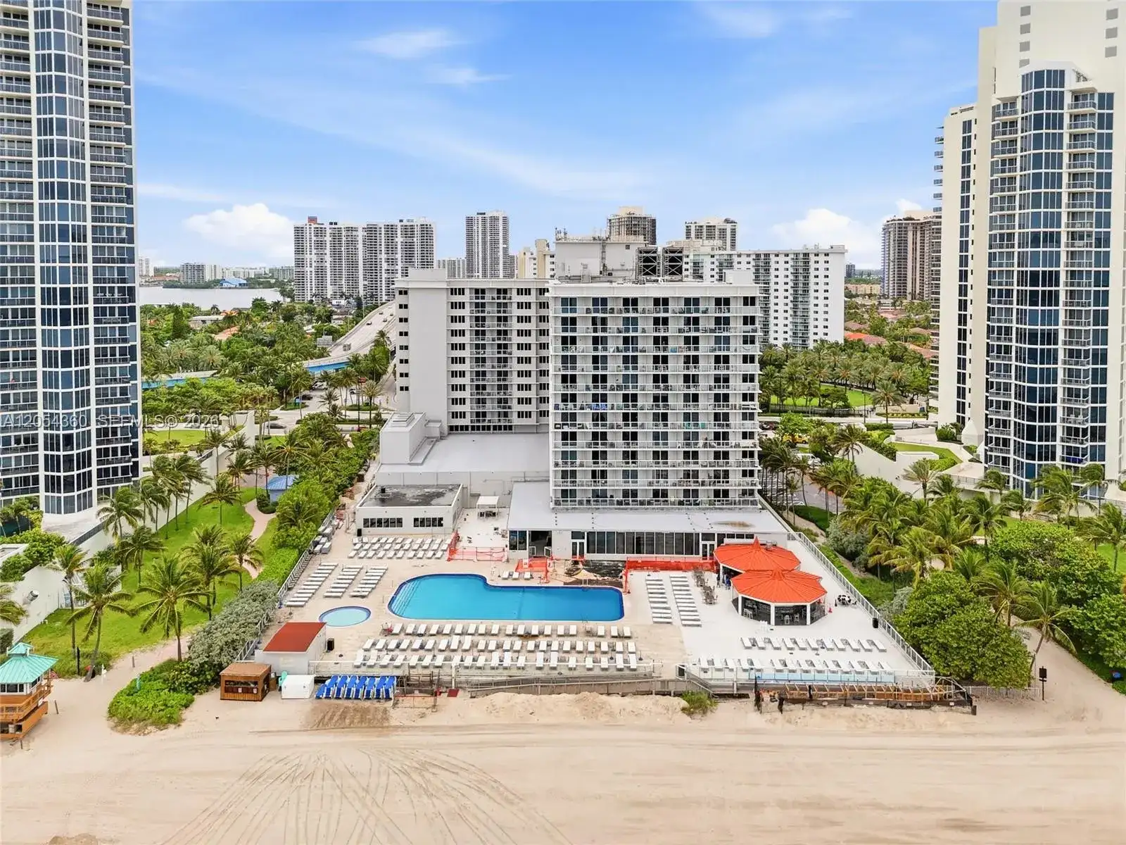 19201 Collins Ave # 341, Sunny Isles Beach FL 33160 photo 2