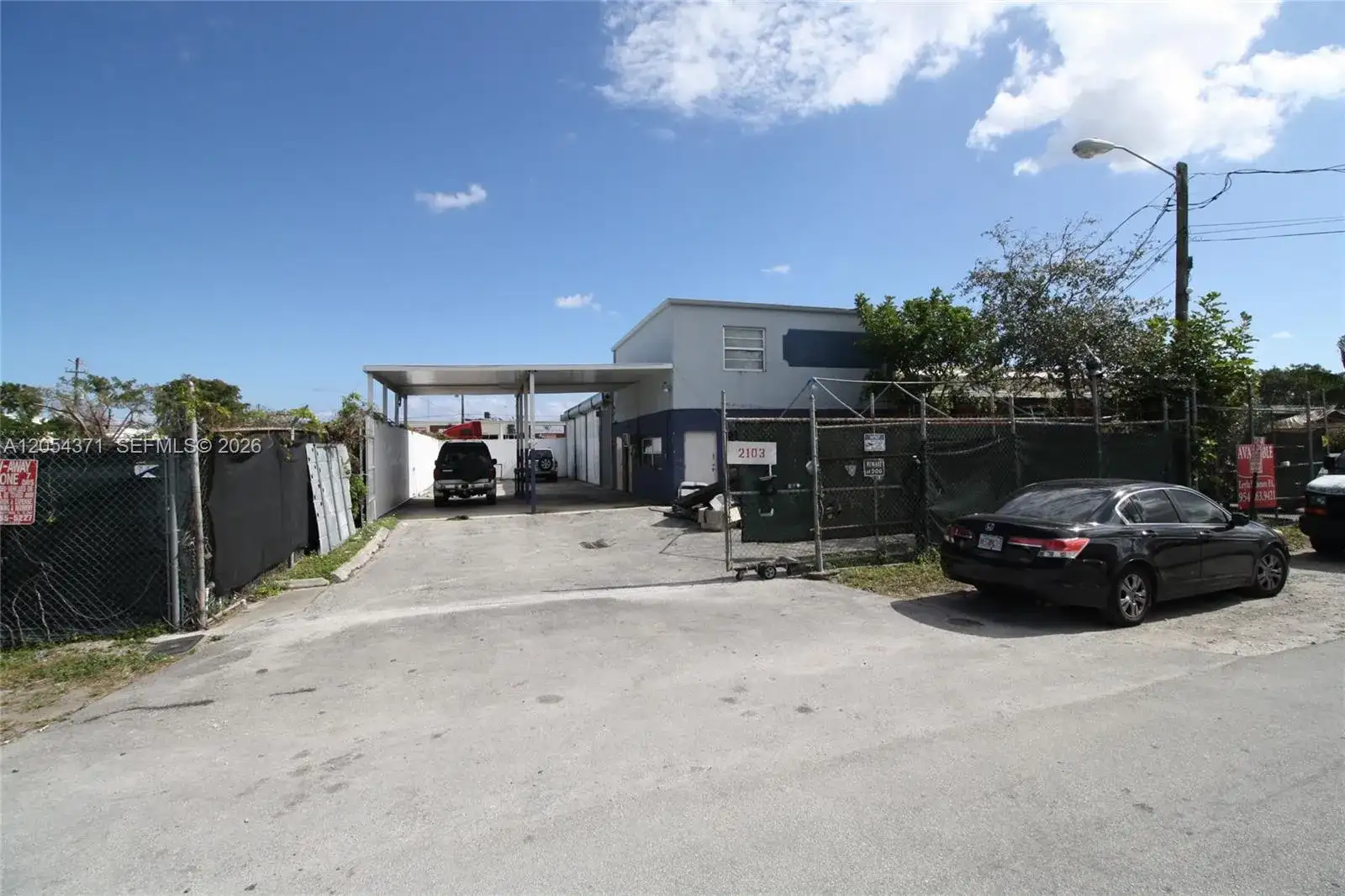 2103 SW 59th Ter, West Park FL 33023 photo 3