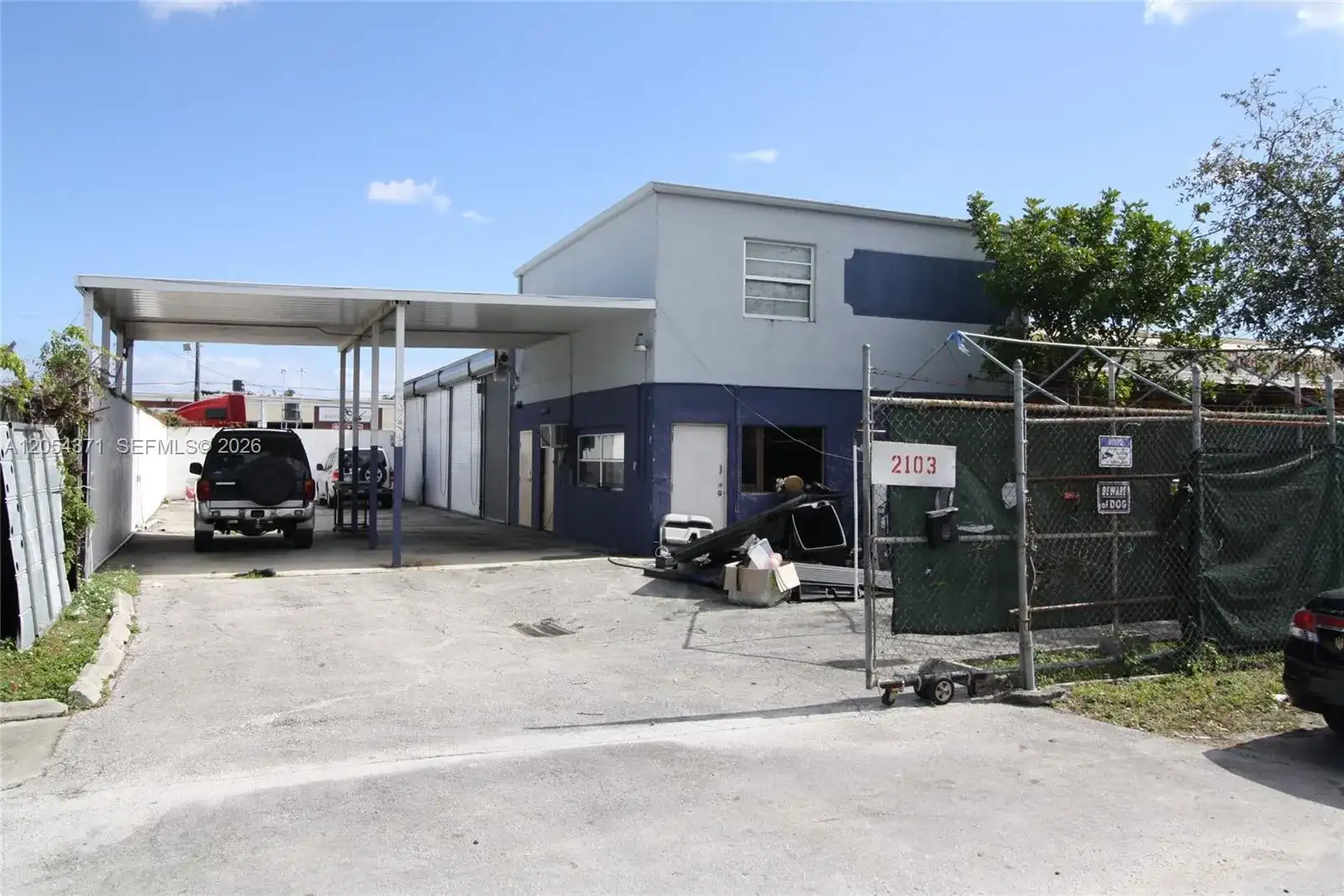 2103 SW 59th Ter, West Park FL 33023 photo 4