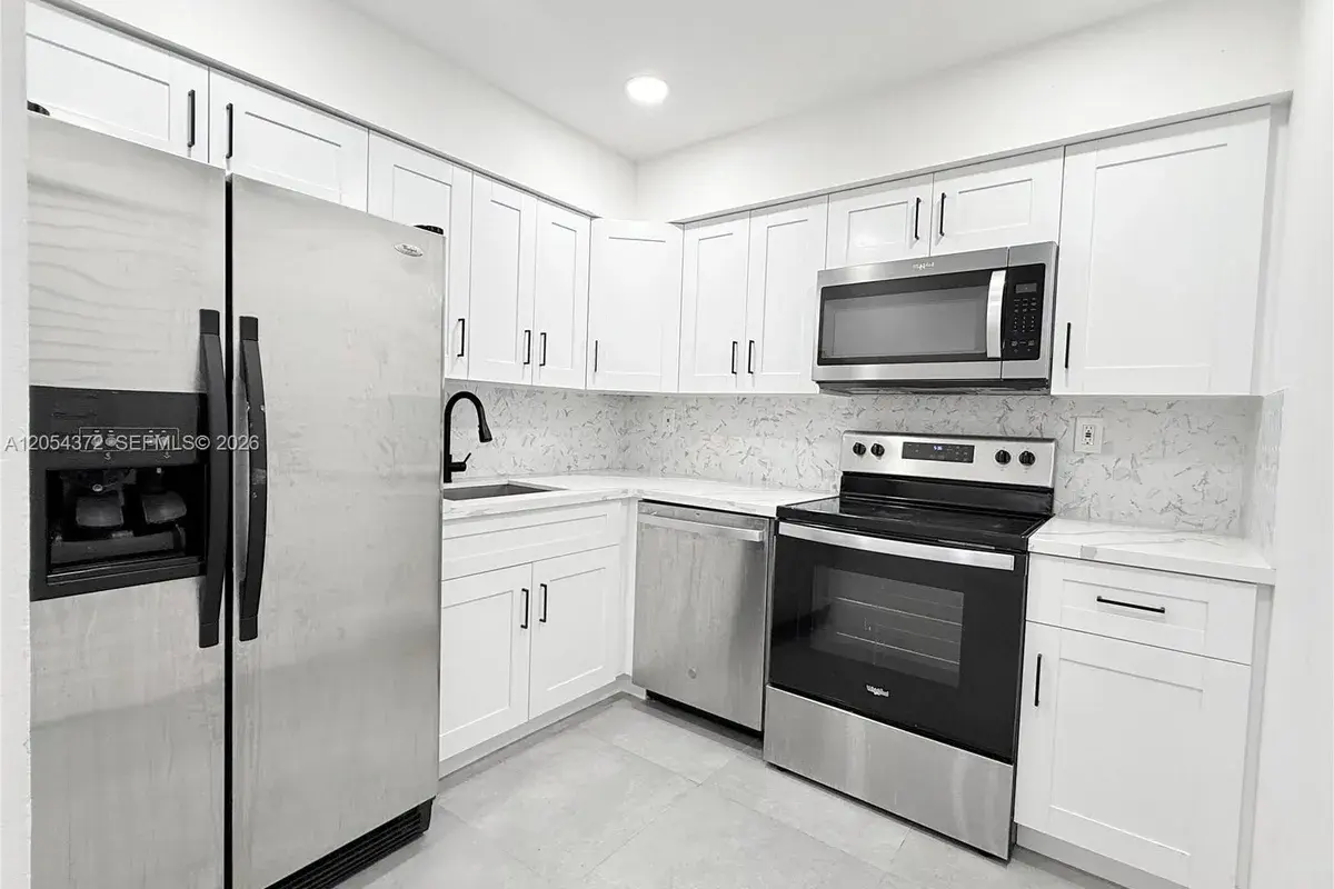 1470 NW 22nd Ct # 2, Fort Lauderdale FL 33311