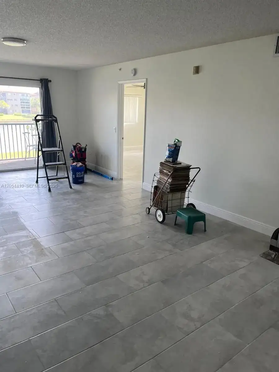 1351 SW 141st Ave # 207G, Pembroke Pines FL 33027 photo 5
