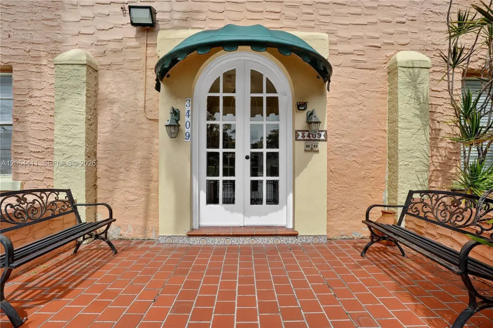 3409 S Le Jeune Rd # 11, Coral Gables FL 33134 photo 2