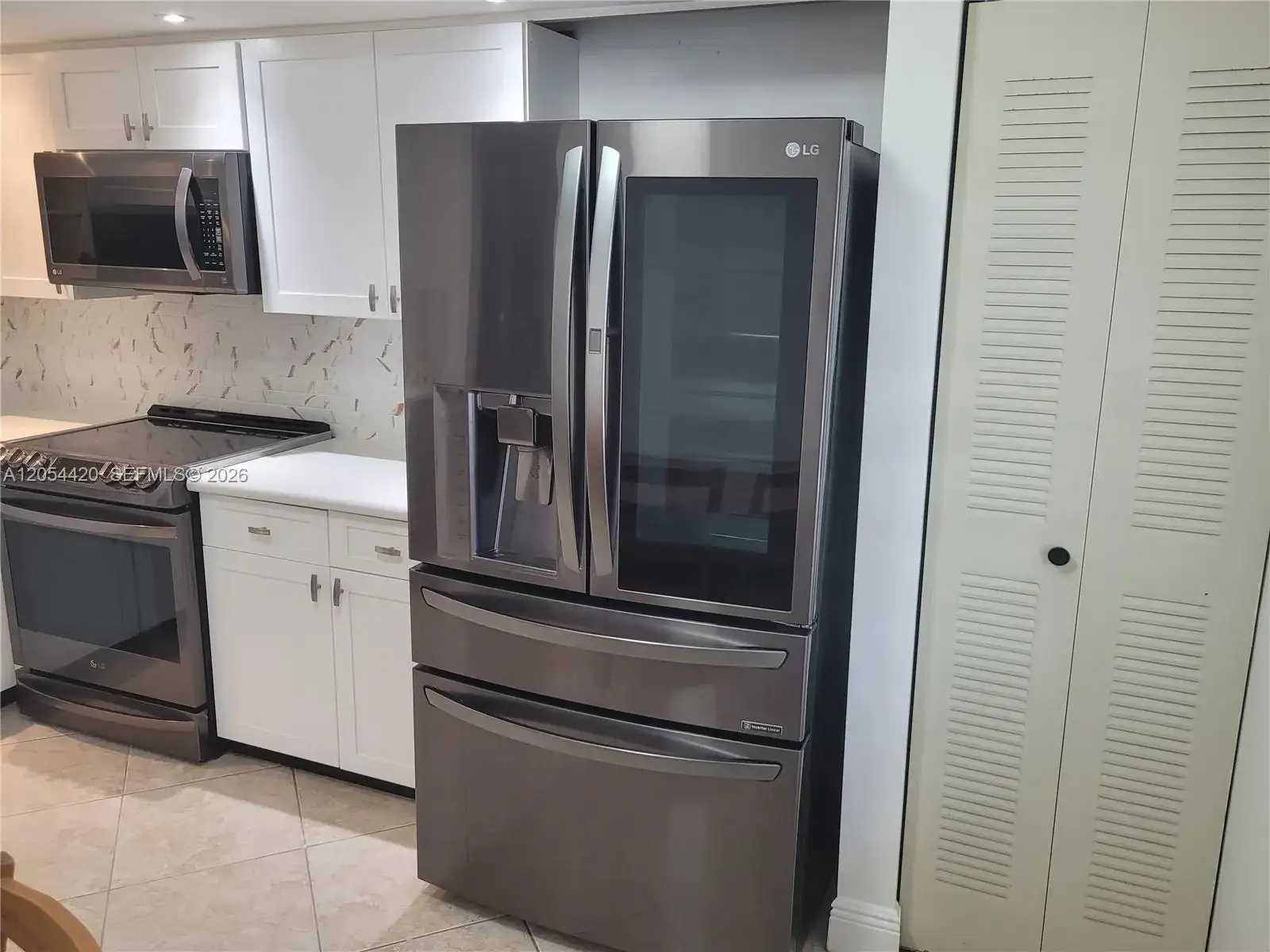 1200 SW 130th Ave # 207G, Pembroke Pines FL 33027 photo 2