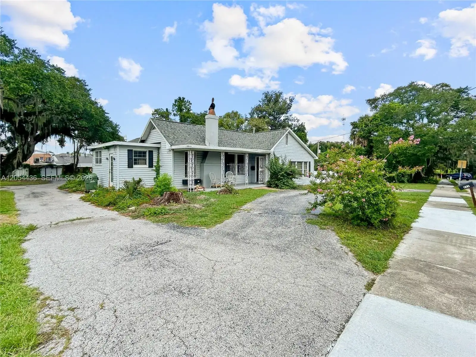 211 N 12TH ST, Other City - In The State Of Florida FL 34748 photo 2