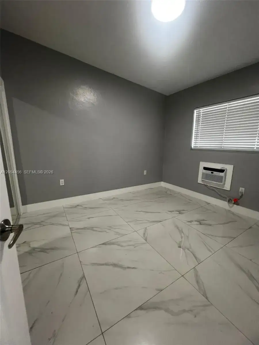 2090 NW 31th St # 4, Miami FL 33142 photo 5