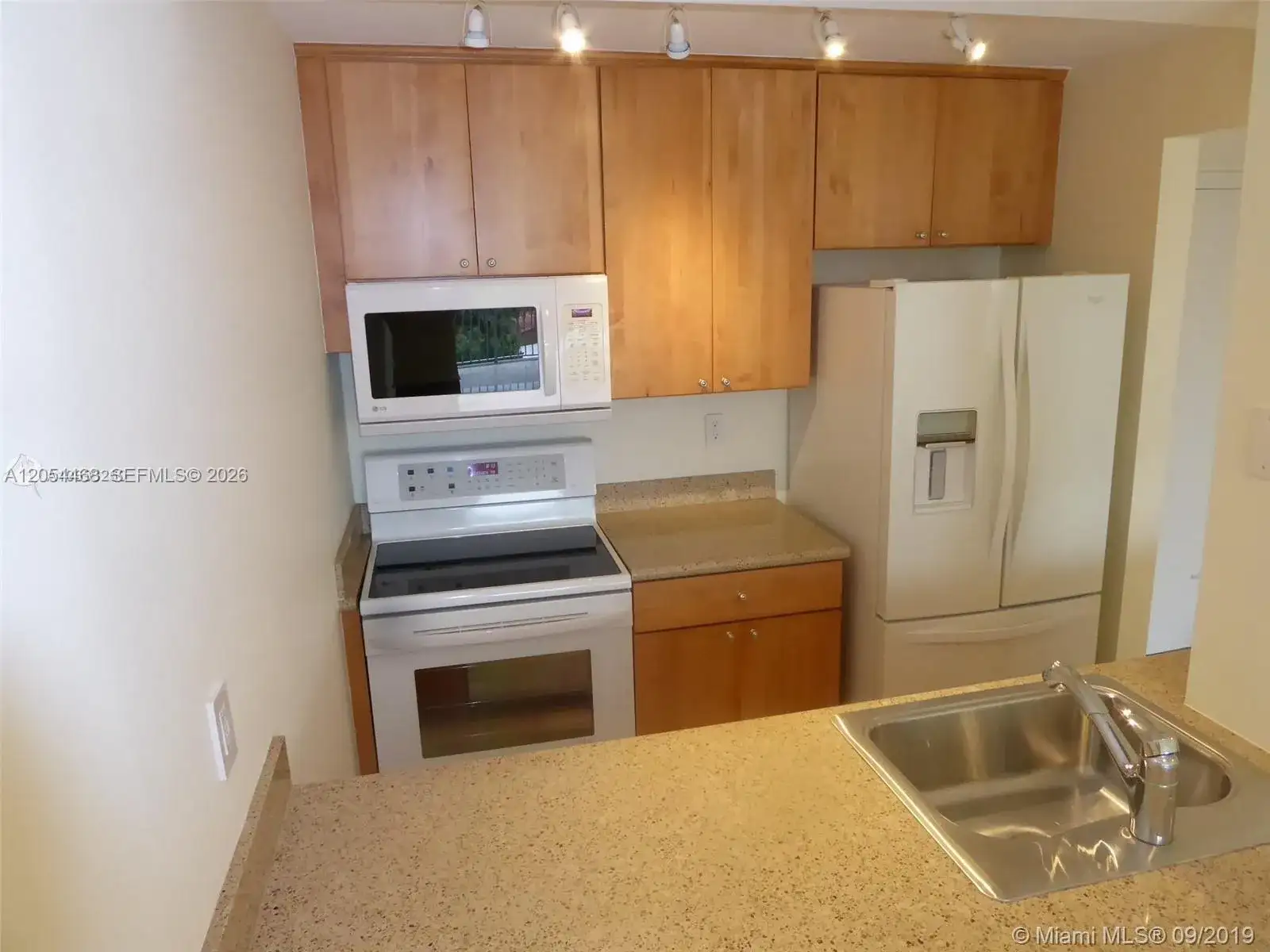 2530 SW 3rd Ave # 503, Miami FL 33129 photo 5