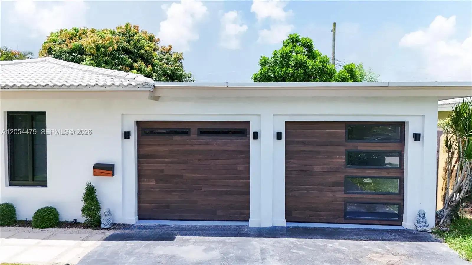 1892 NE 33rd St, Oakland Park FL 33306 photo 3