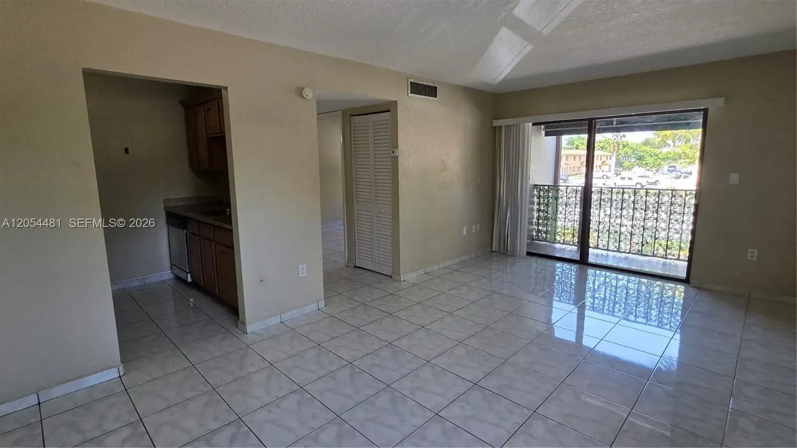 7429 SW 152nd Ave # 201, Miami FL 33193 photo 2