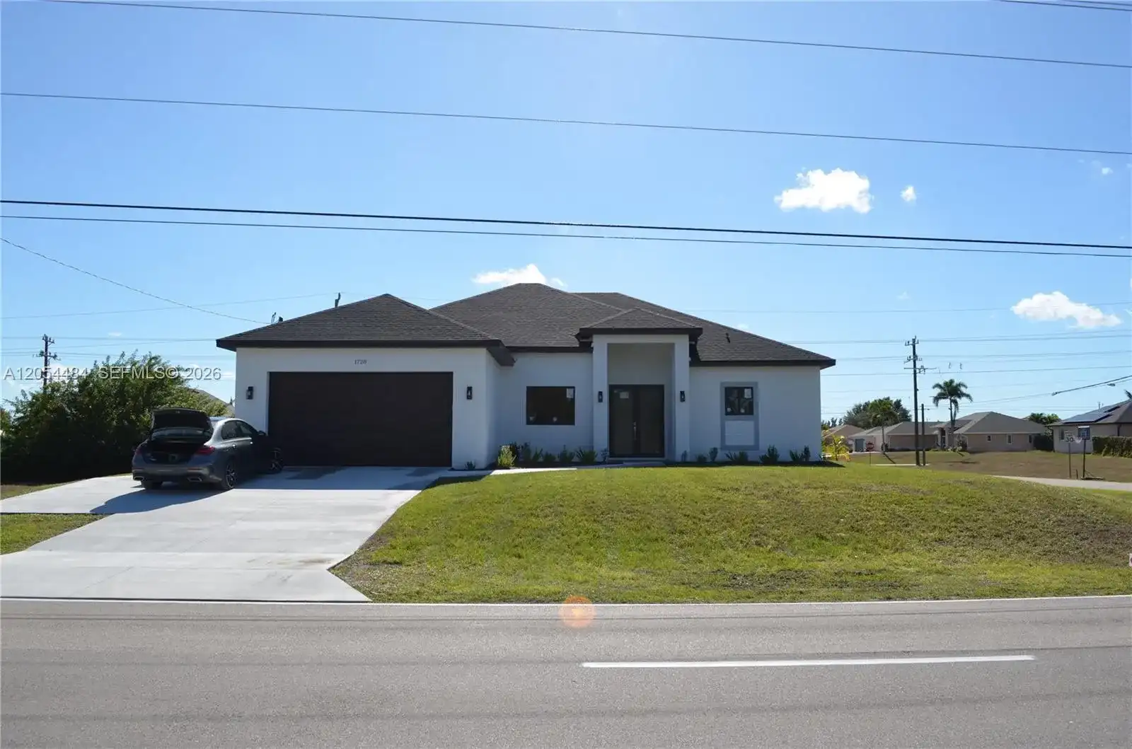 1728 Kismet Pkwy W, Cape Coral FL 33993