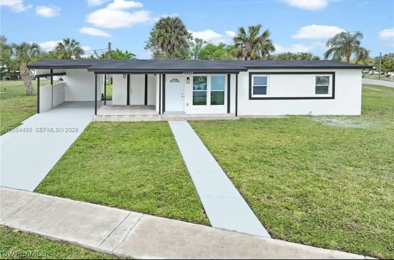 22258 Beverly Ave # 22258, Port Charlotte FL 33952 photo 2