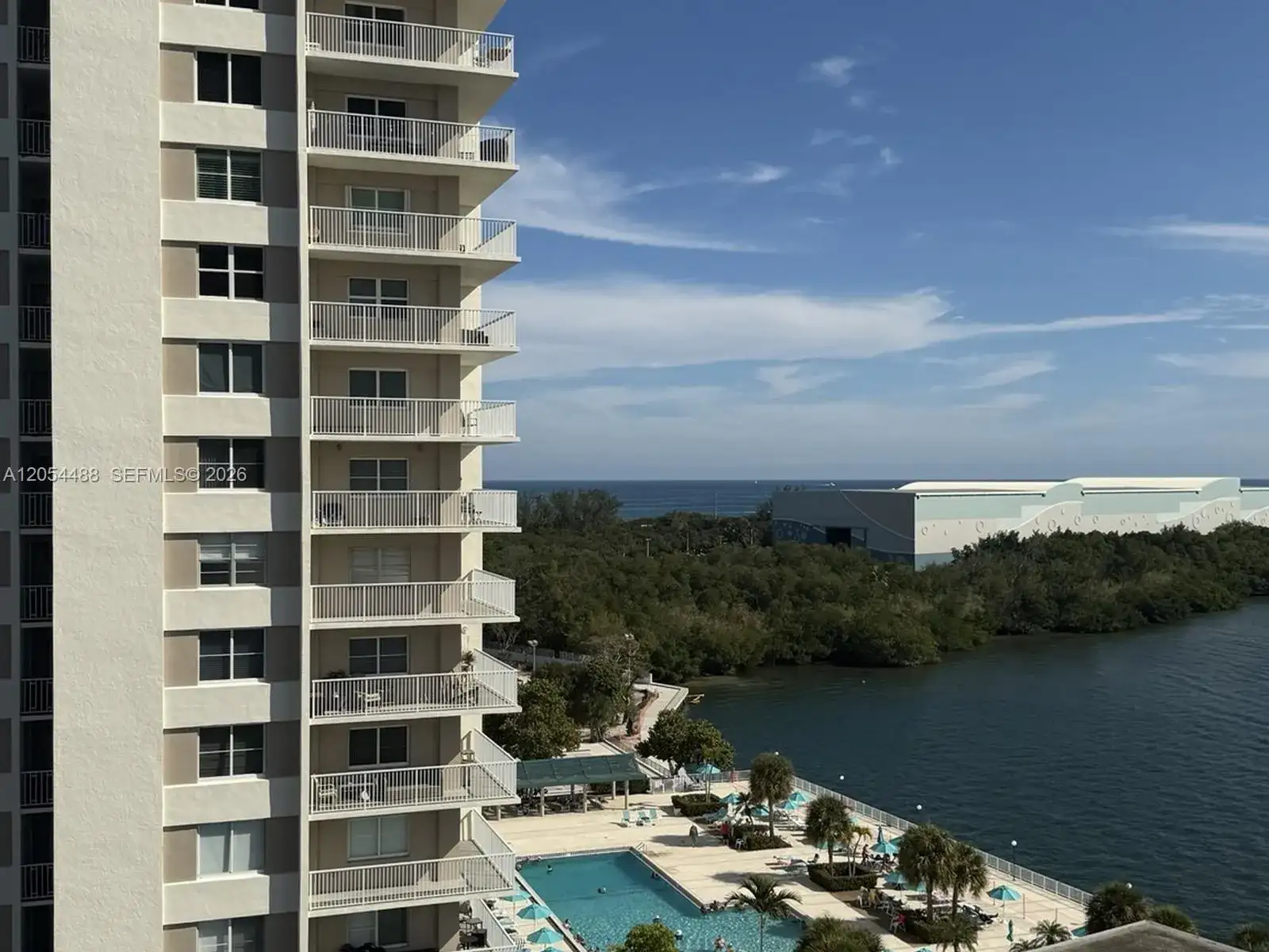 500 Bayview Dr # 1031, Sunny Isles Beach FL 33160 photo 4
