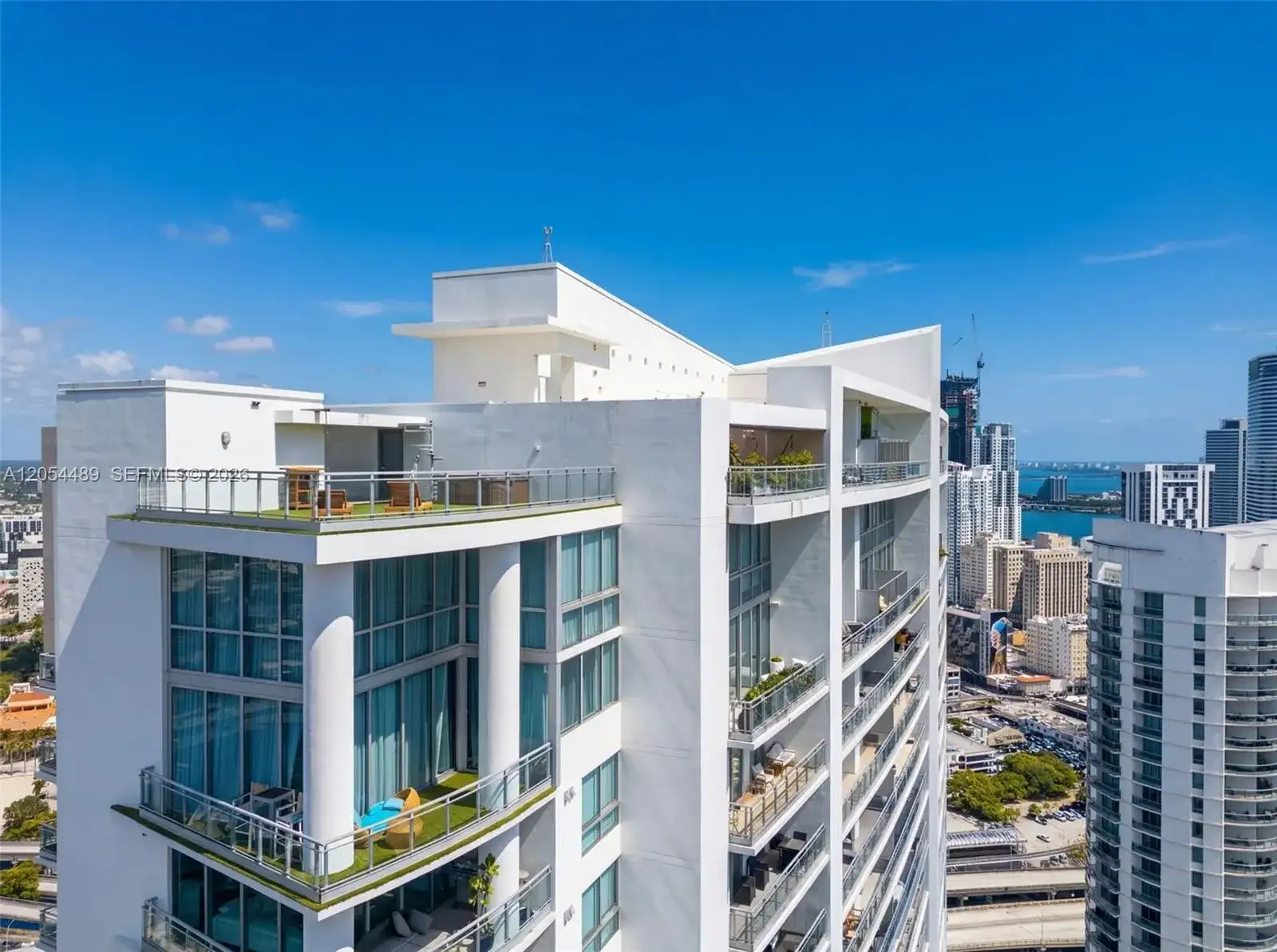 90 SW 3rd St # 12, Miami FL 33130 photo 3