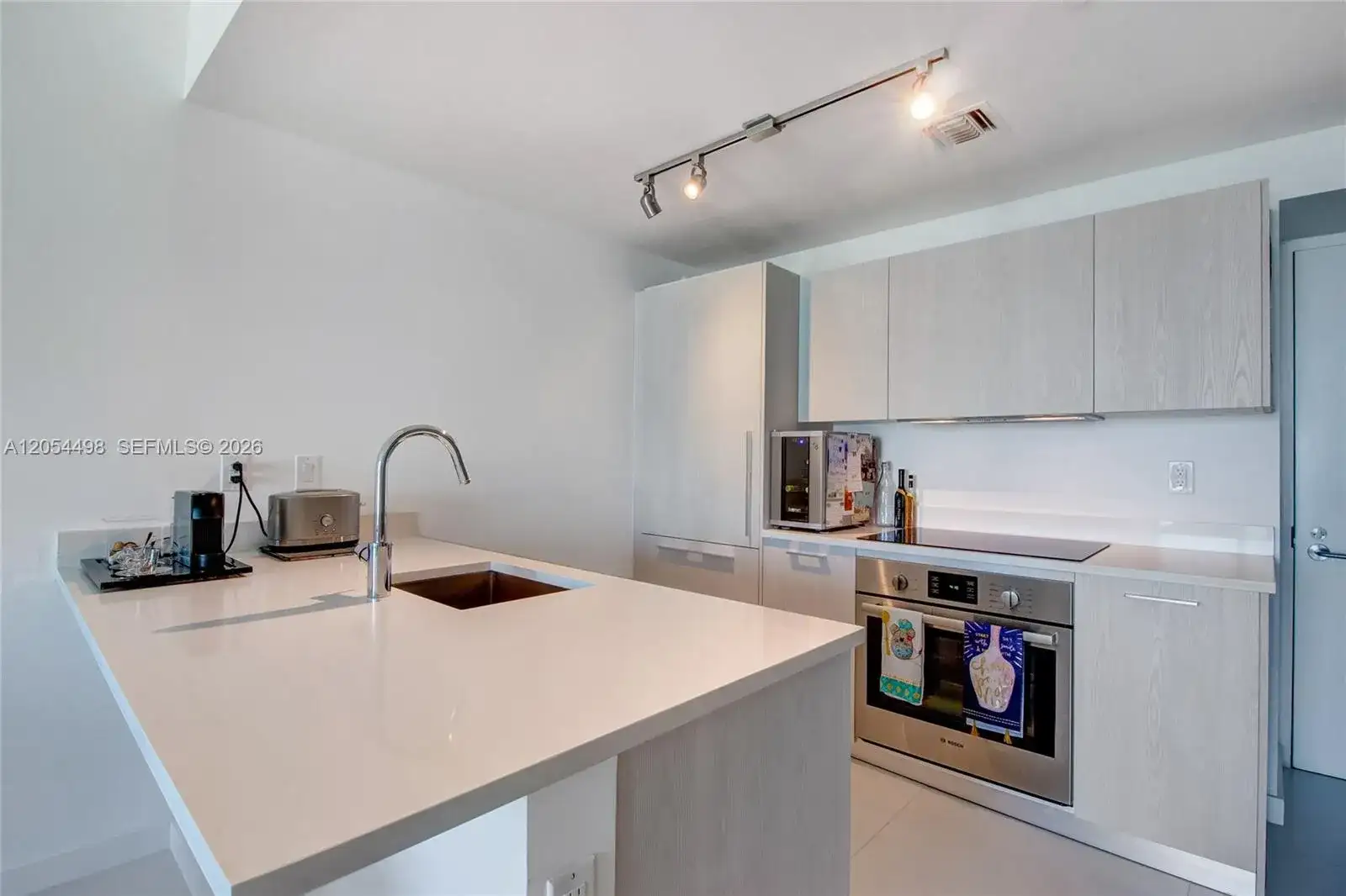 501 NE 31st St # 1502, Miami FL 33137 photo 5
