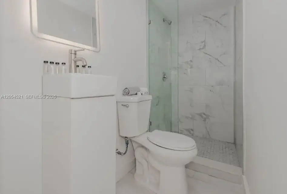2784 NE 30th St, Lighthouse Point FL 33064 photo 5