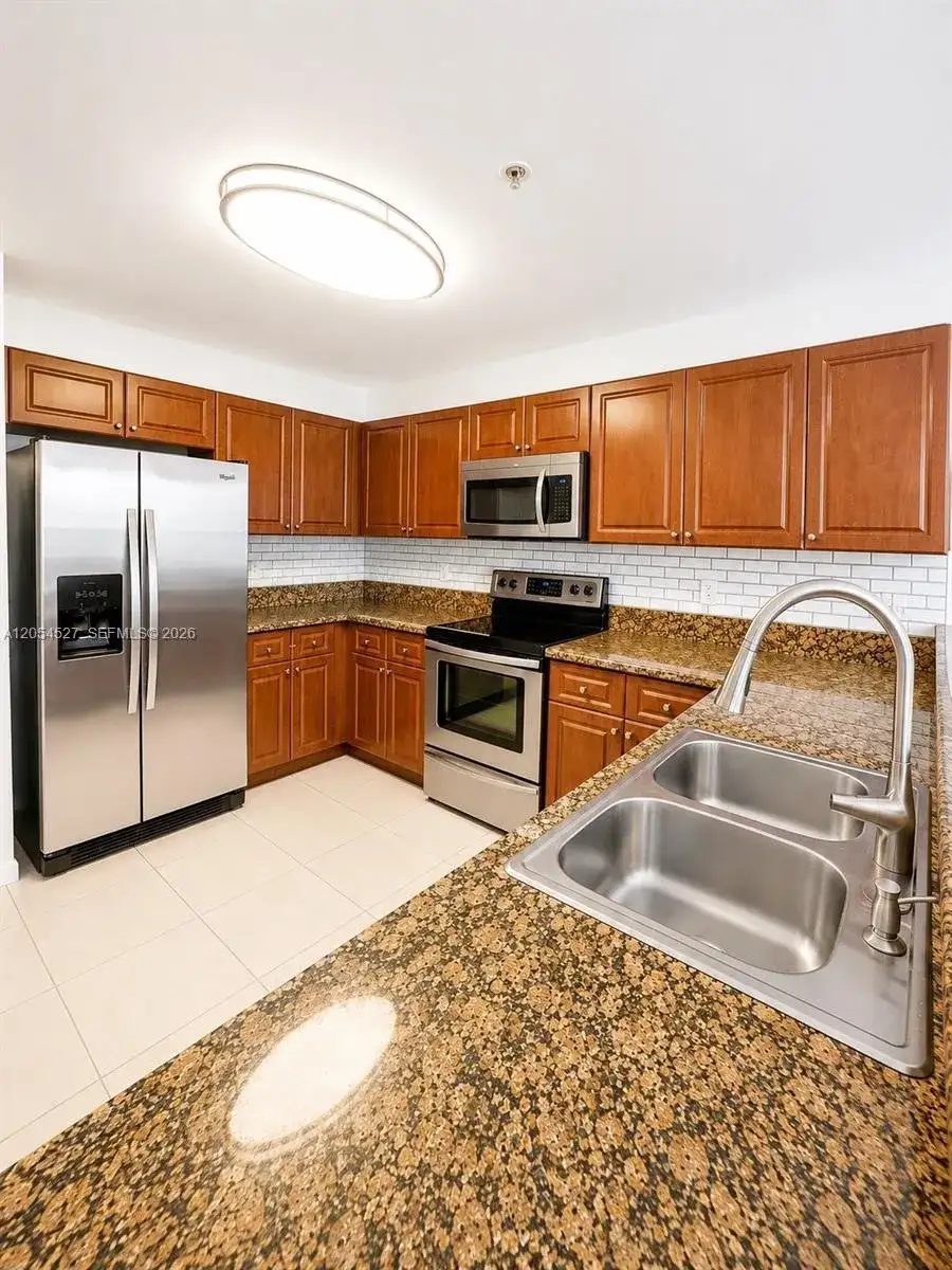 11002 NW 83rd St # 213, Doral FL 33178 photo 2