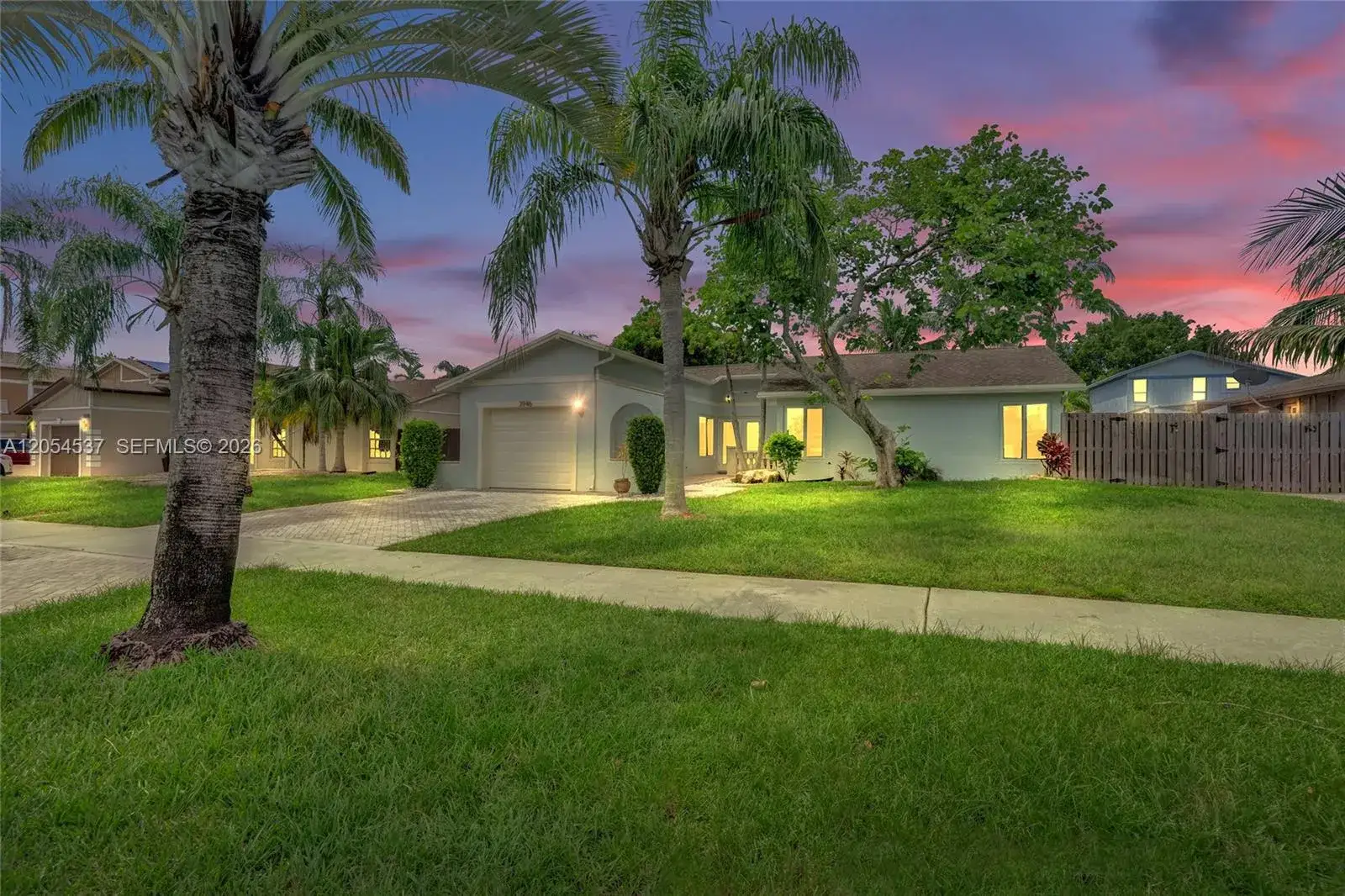 3946 NW 1st Dr, Deerfield Beach FL 33442