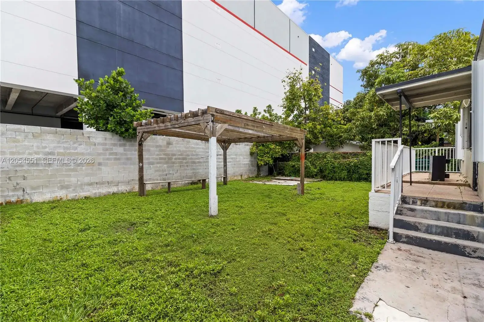 3527 NW 34th St, Miami FL 33142 photo 4