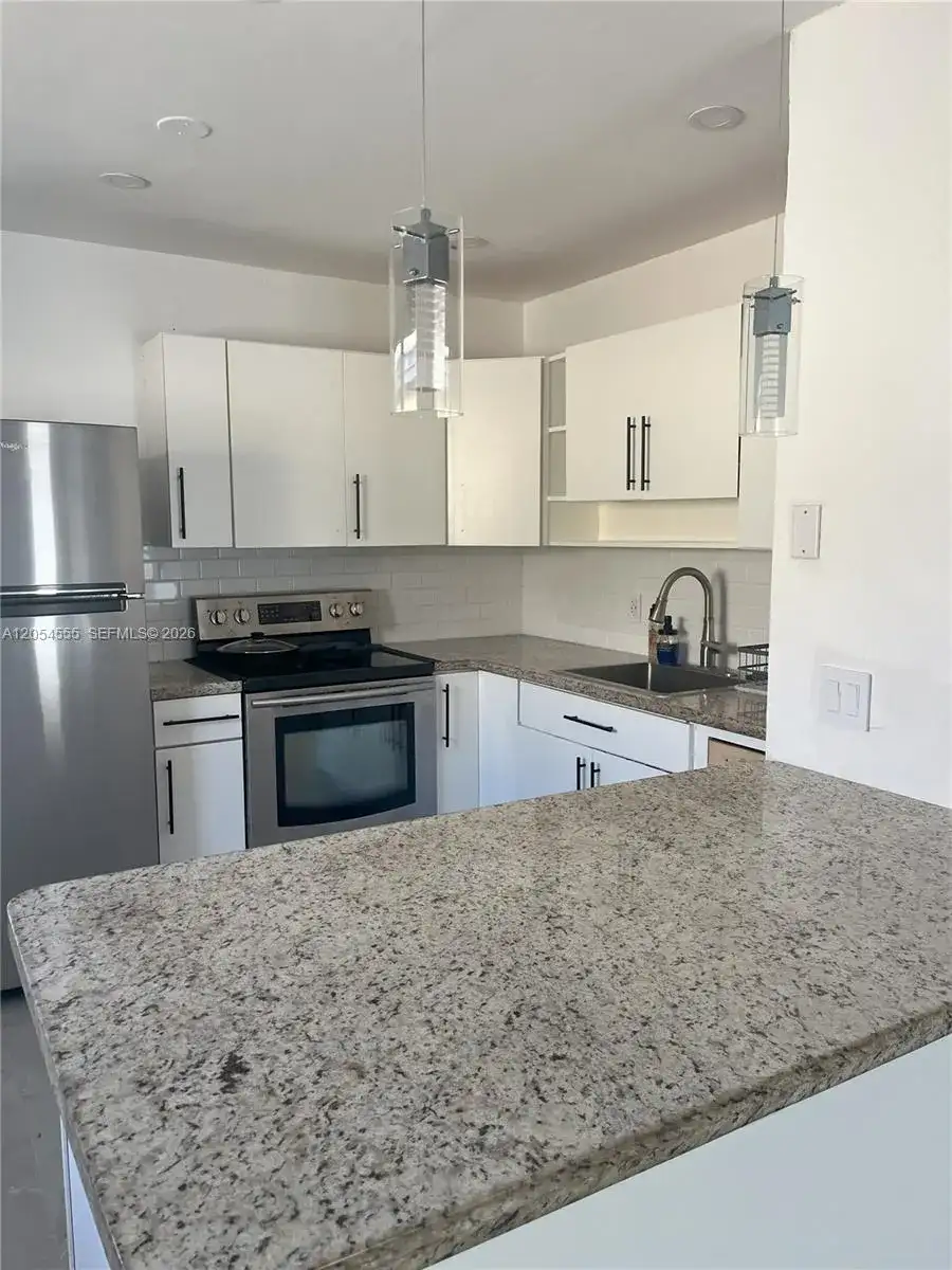 2783 SW 33rd Ave # 2783, Miami FL 33133 photo 2