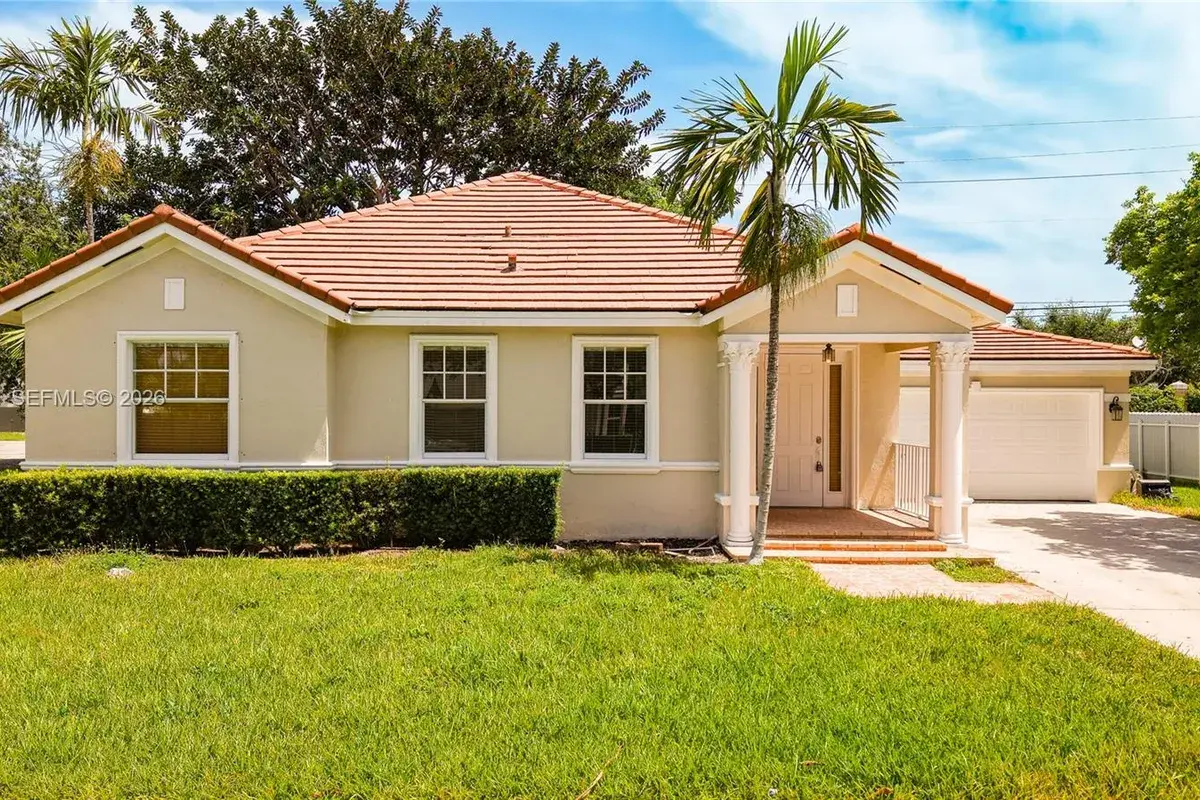 12971 SW 200th Ter, Miami FL 33177