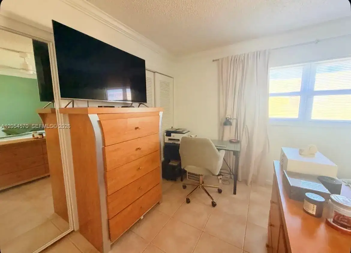 420 NE 12th Ave # 502, Hallandale Beach FL 33009 photo 5