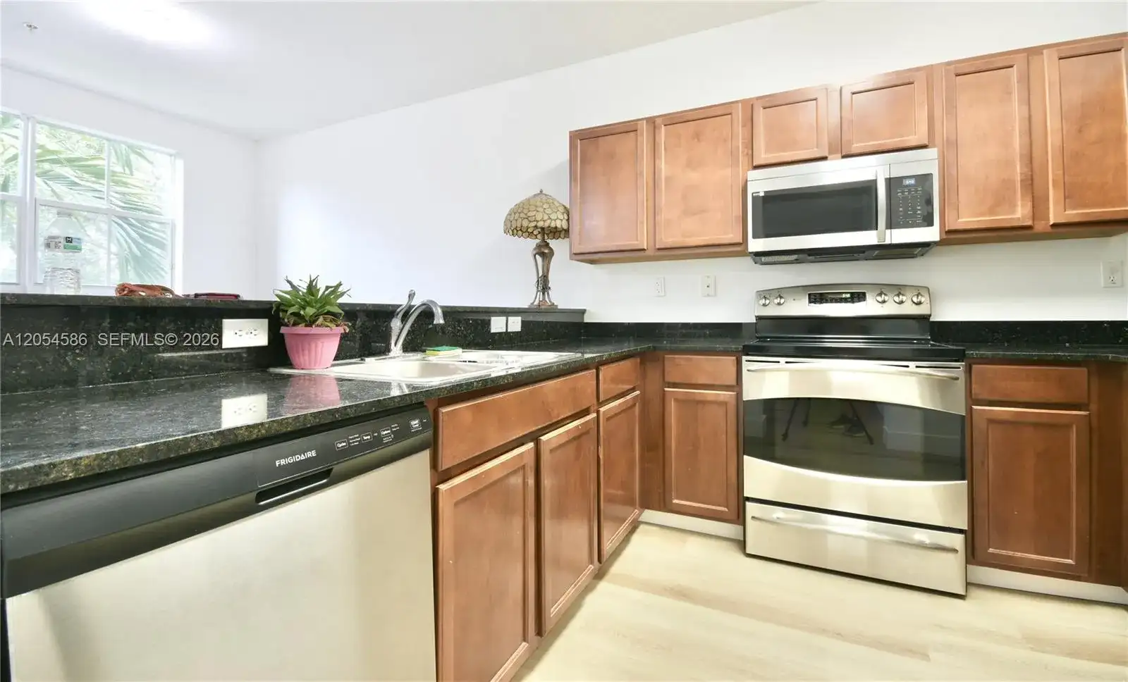 10870 NW 88th Ter # 222, Doral FL 33178 photo 2