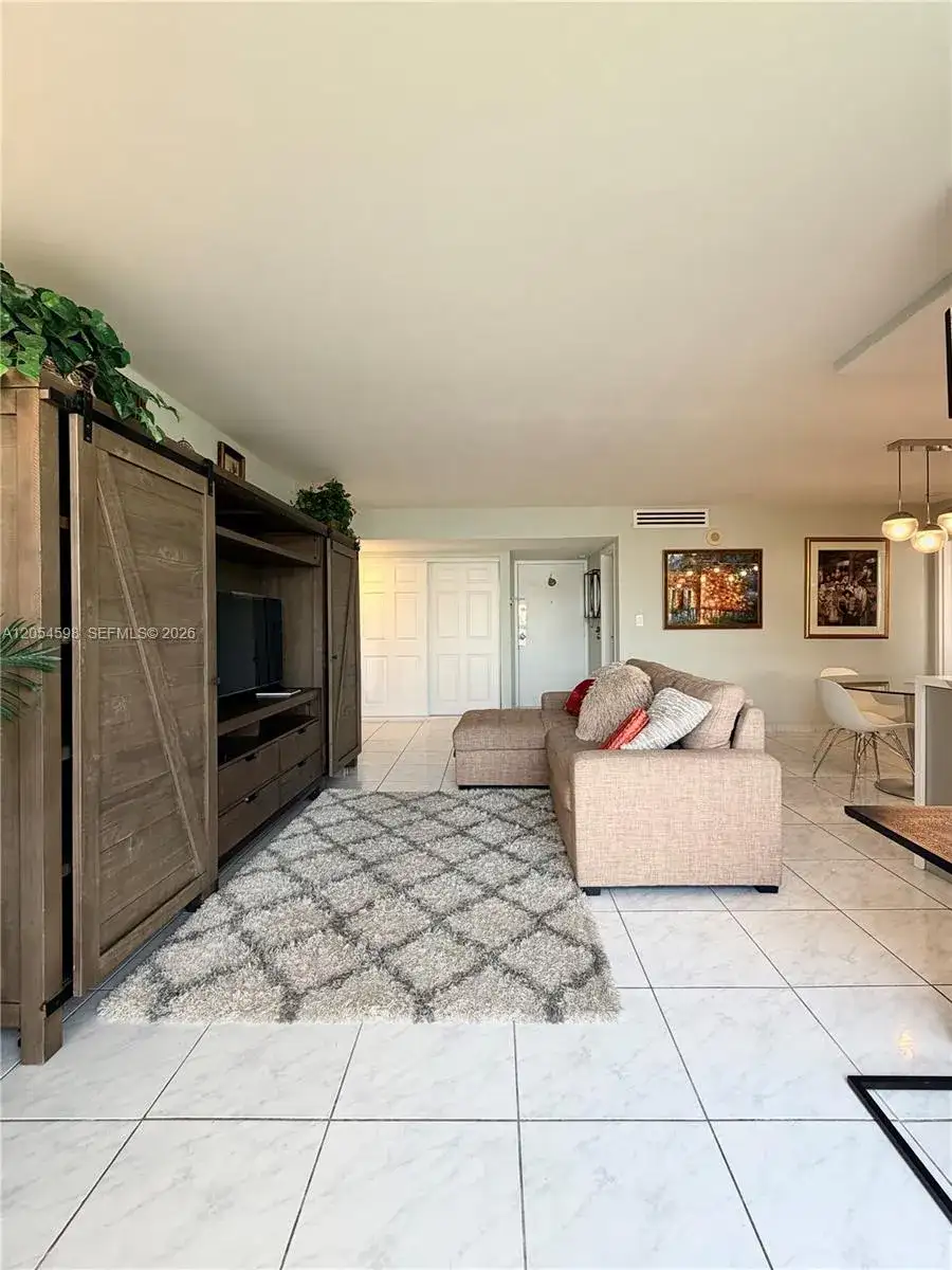 17021 N Bay Rd # 802, Sunny Isles Beach FL 33160 photo 4