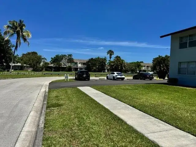 380 E Laurel Dr # 4D, Margate FL 33063 photo 5