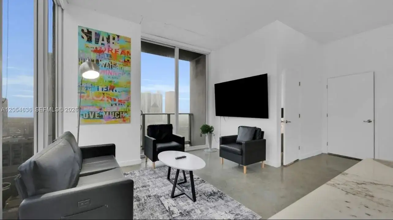 151 SE 1st St # 2411, Miami FL 33131 photo 4