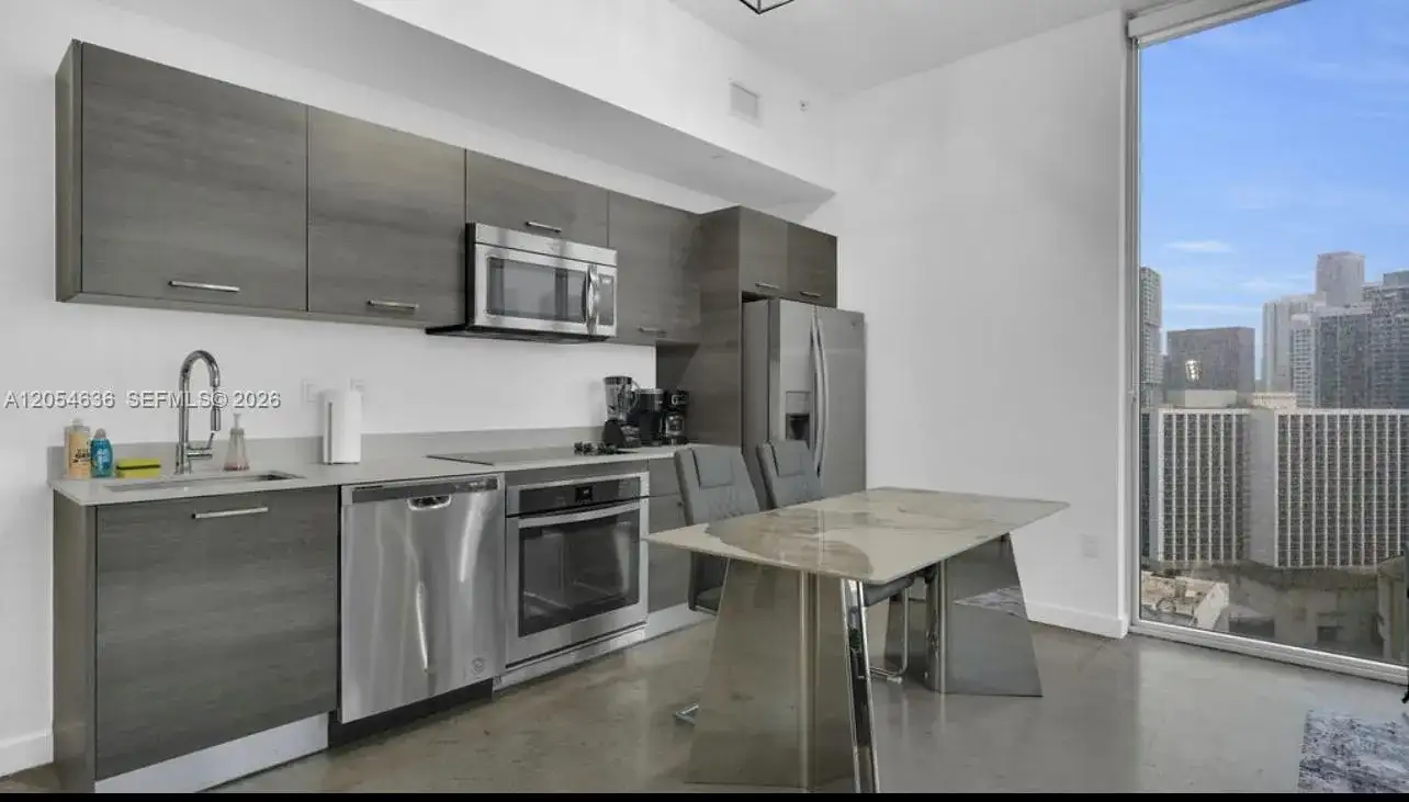 151 SE 1st St # 2411, Miami FL 33131 photo 5