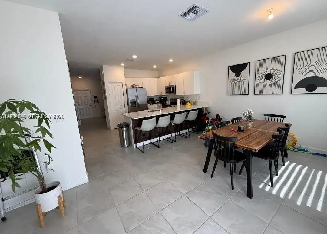 9928 SW 228th Terrace, Cutler Bay FL 33190 photo 3