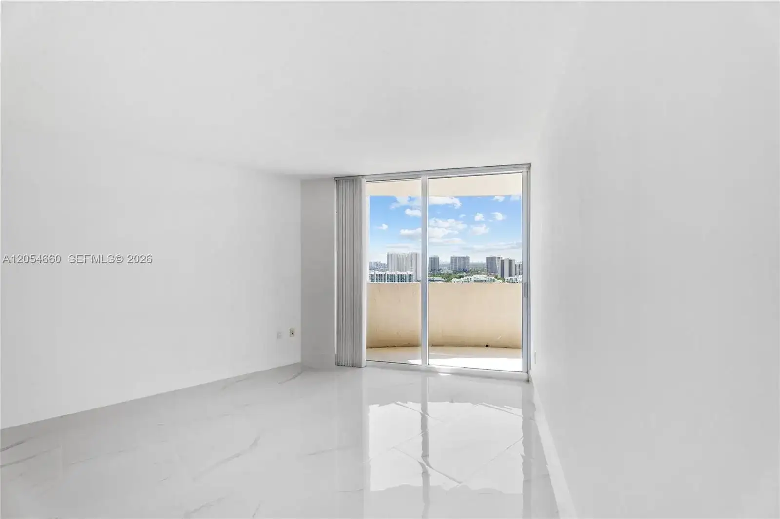 19501 W COUNTRY CLUB DR # 2506, Aventura FL 33180 photo 3