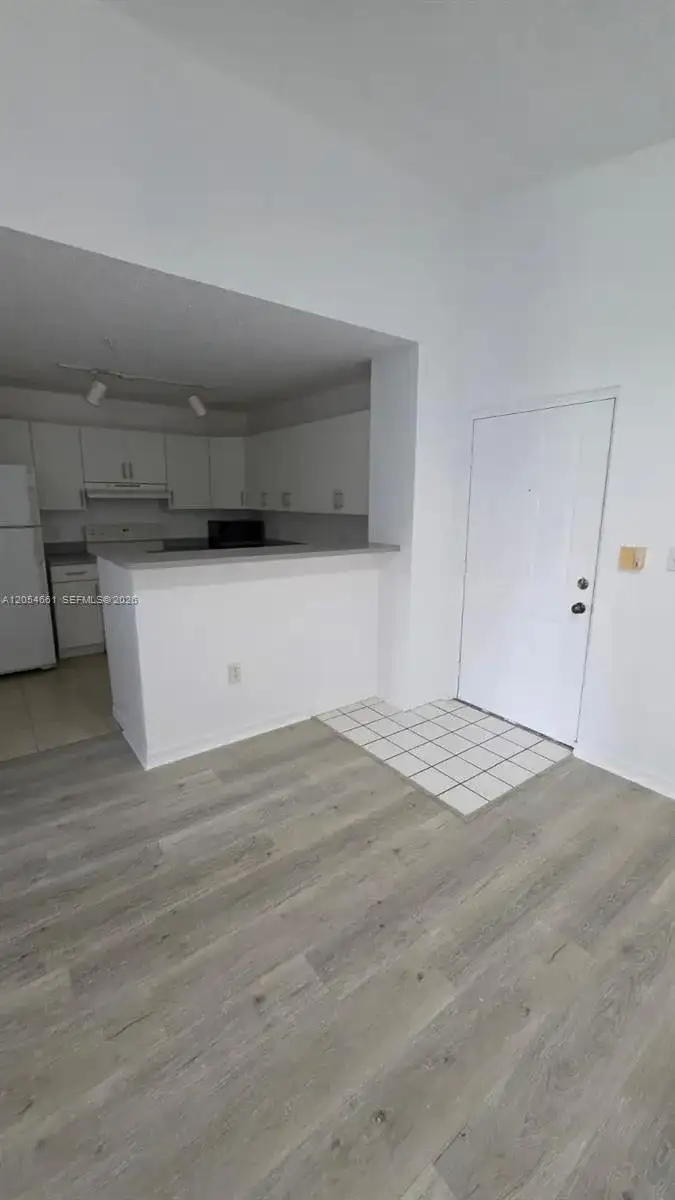 4500 NW 107th Ave # 9, Doral FL 33178 photo 3