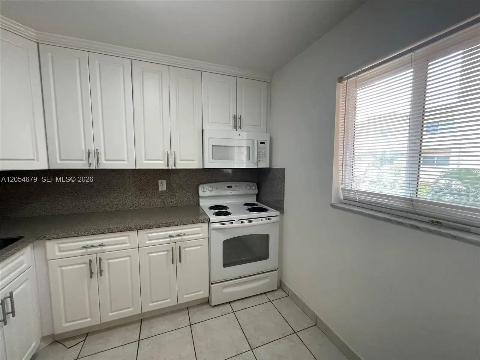 7700 Camino Real # 307, Miami FL 33143 photo 3