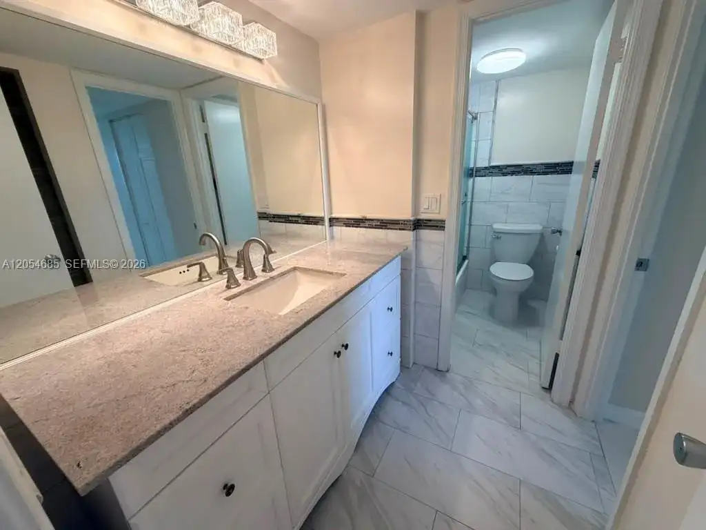 9440 Poinciana Pl # 406, Davie FL 33324 photo 5