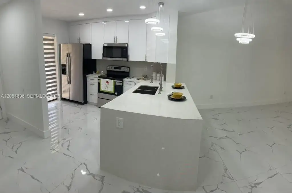 400 Club Cir # 202, Boca Raton FL 33487 photo 4