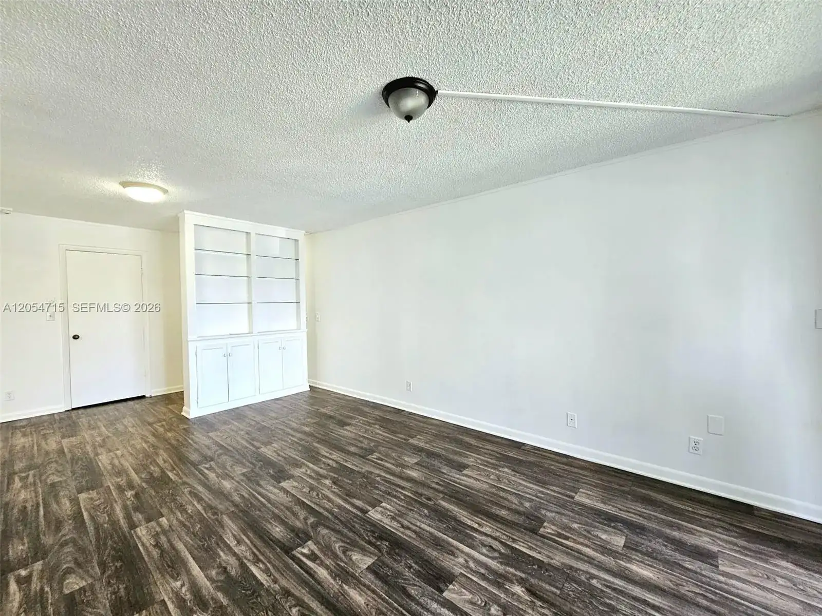 210 Lake Pointe Dr # 209, Oakland Park FL 33309 photo 3