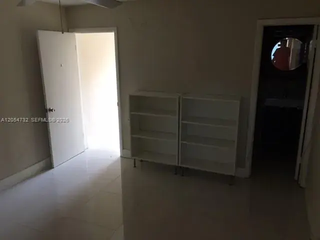 2407 SW 42nd Ave # B, Fort Lauderdale FL 33317