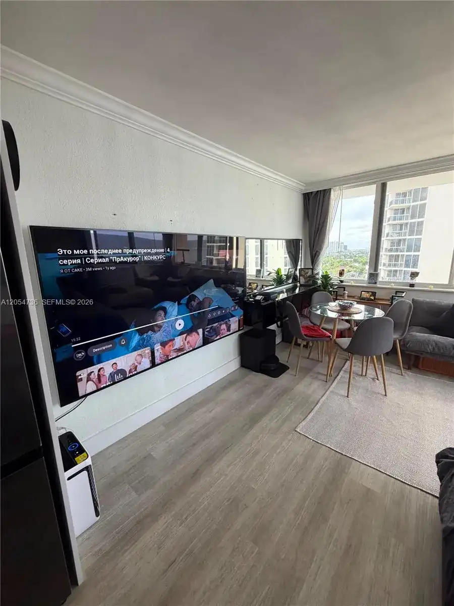 19201 Collins Ave # 1126, Sunny Isles Beach FL 33160 photo 4