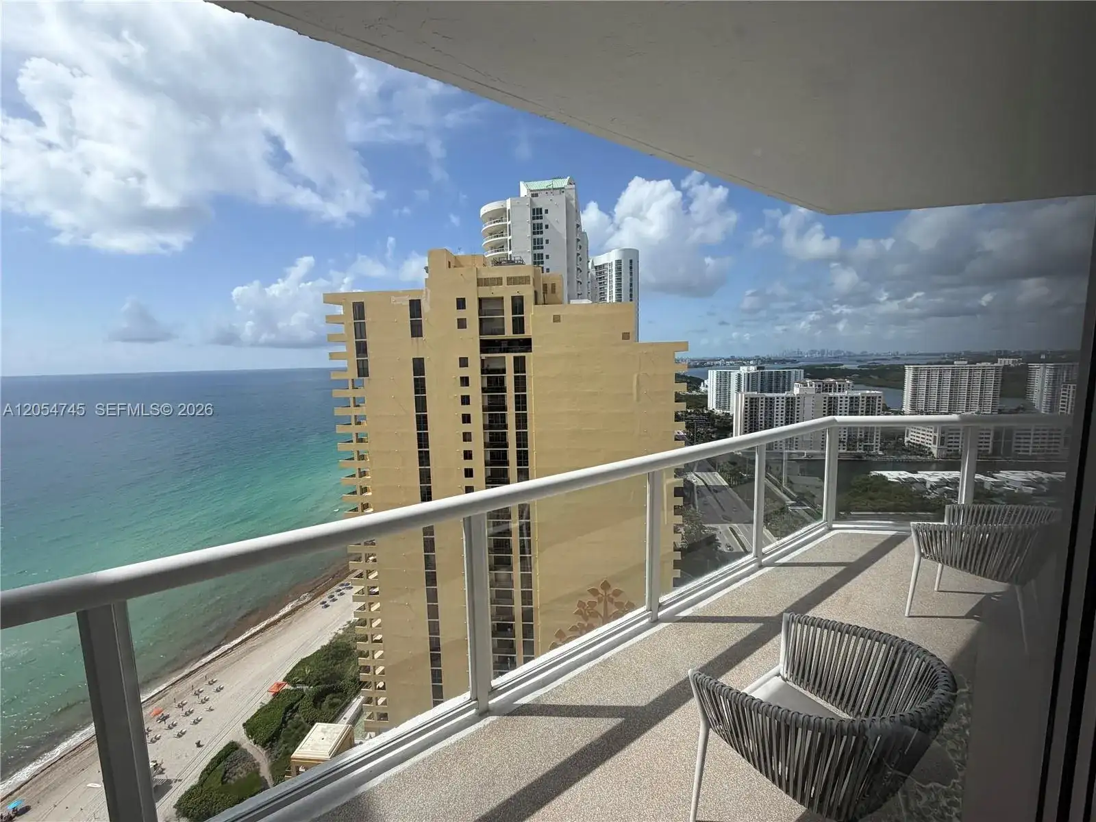 16425 Collins Ave, Sunny Isles Beach FL 33160 photo 4