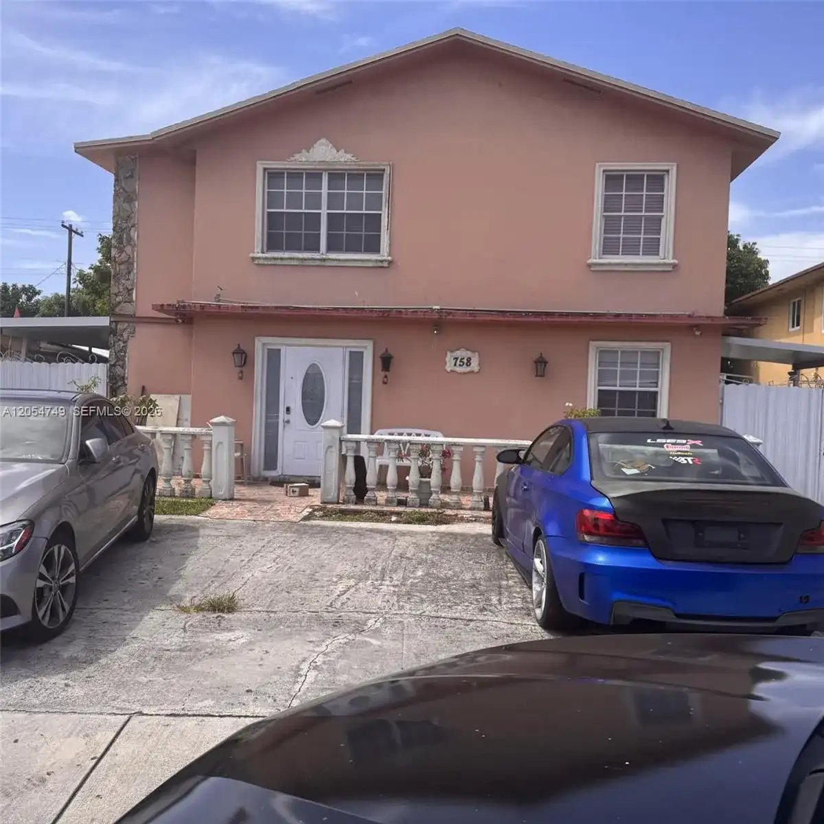 758 E 20th St, Hialeah FL 33013
