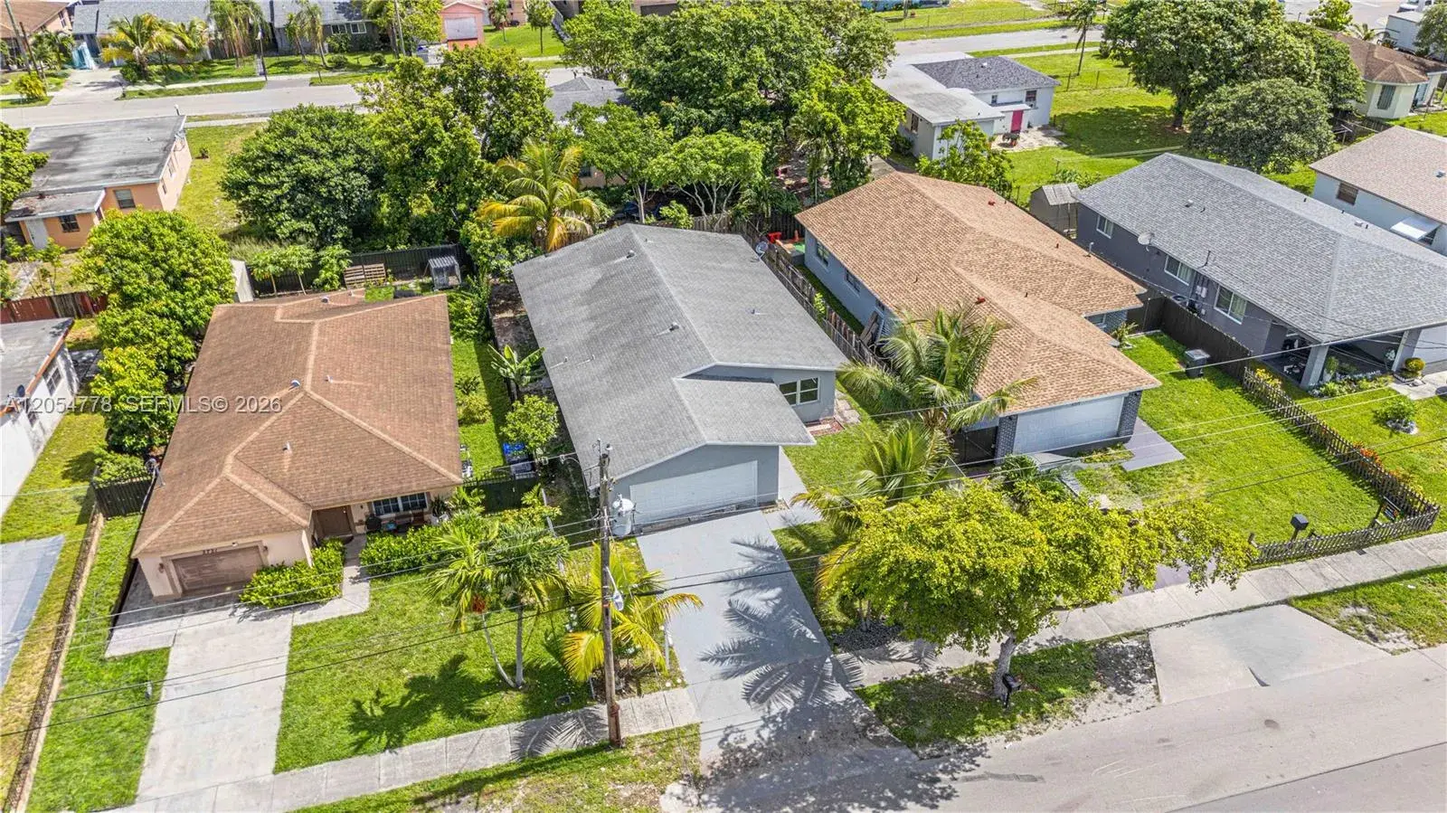 5719 Mayo St, Hollywood FL 33023