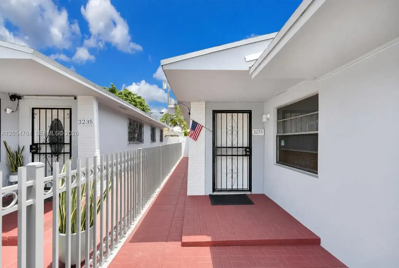 3231 SW 25th St # 2, Miami FL 33133