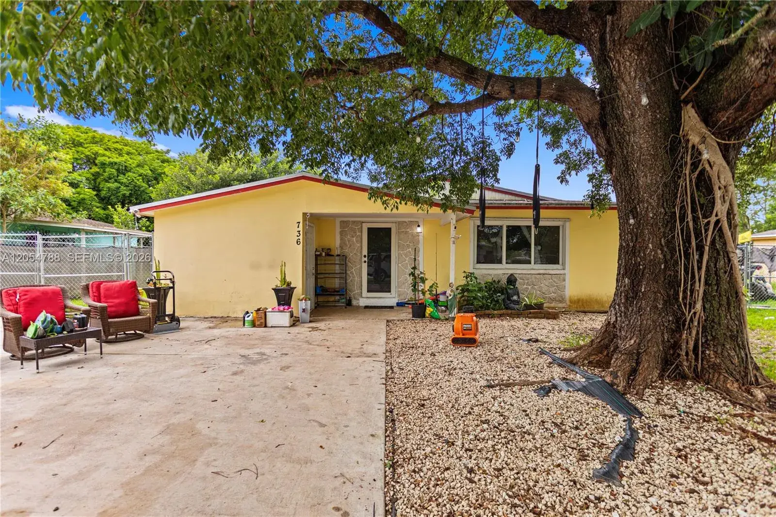 736 NW 8th, Florida City FL 33034
