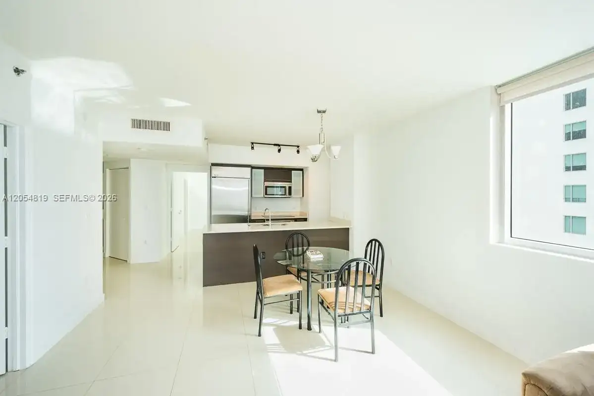 55 SE 6 STREET # 2210, Miami FL 33131 photo 3