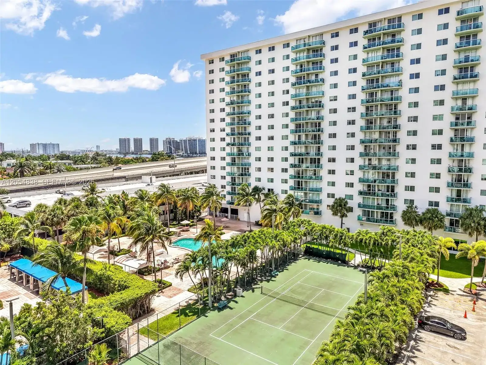 19380 Collins Ave # 1423, Sunny Isles Beach FL 33160 photo 3