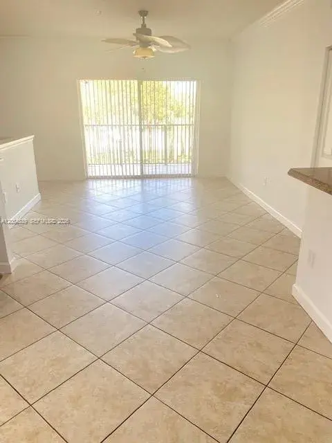 5880 W Sample Rd # 308, Coral Springs FL 33067