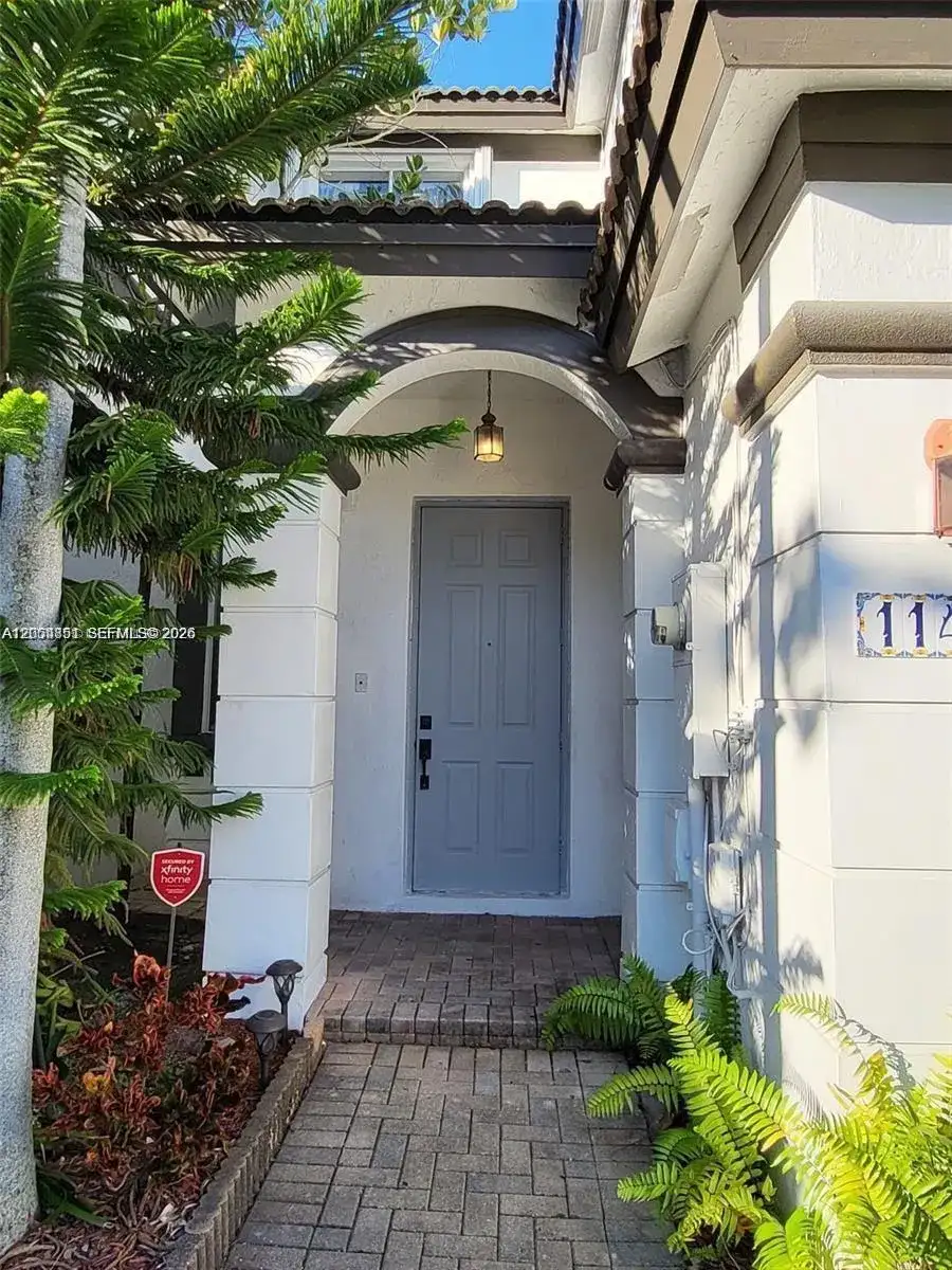 11425 NW 76th Ter, Doral FL 33178 photo 5